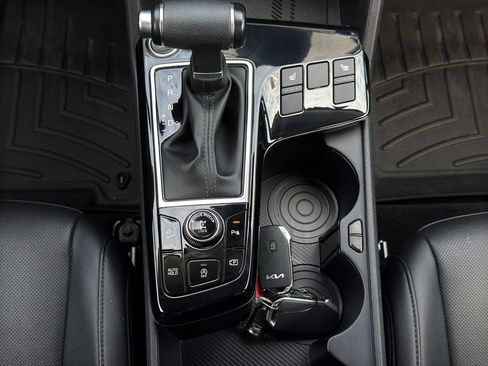 Used 2024 Kia Sportage EX AWD/4WD image 37