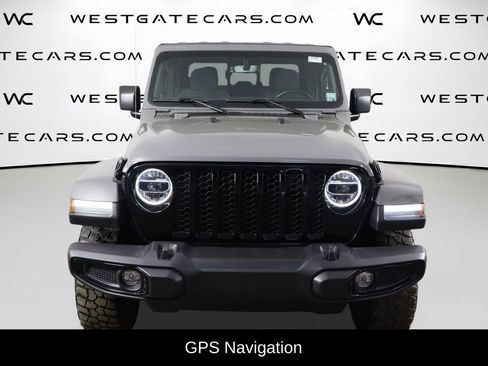 Used 2022 Jeep Gladiator Willys image 2