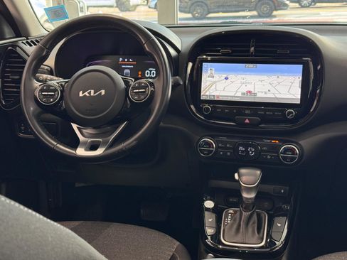 Used 2023 Kia Soul EX image 26