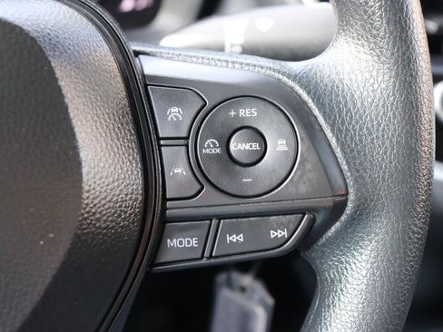 Used 2026 Toyota Corolla LE FWD image 28
