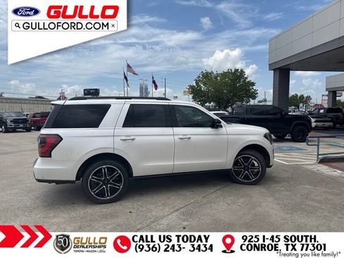 Used 2019 Ford Expedition Limited w/ Equipment Group 303A AWD/4WD image 4