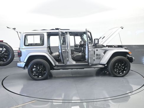 Used 2021 Jeep Wrangler Unlimited Sahara AWD/4WD image 73