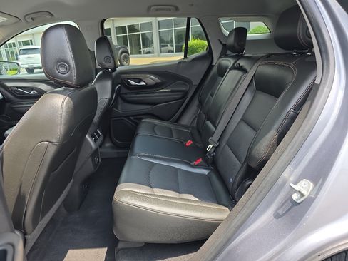 Used 2020 GMC Terrain SLT w/ Preferred Package AWD/4WD image 18
