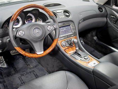 Used 2009 Mercedes-Benz SL 550 image 15