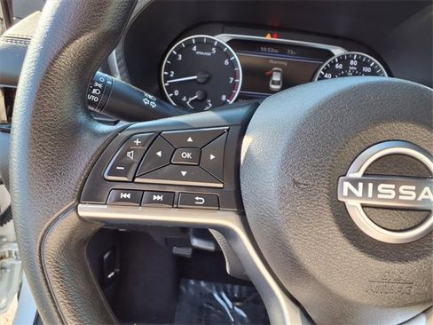 Used 2024 Nissan Sentra SV image 13