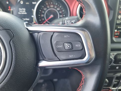 Used 2022 Jeep Gladiator Rubicon w/ LED Lighting Group AWD/4WD image 24