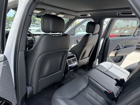 Used 2024 Land Rover Range Rover Sport Dynamic SE image 34