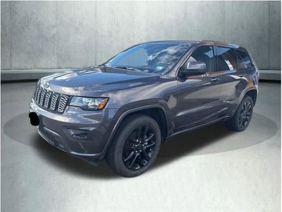 Used 2019 Jeep Grand Cherokee Altitude
