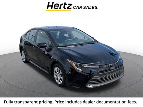 Used 2025 Toyota Corolla LE FWD image 1