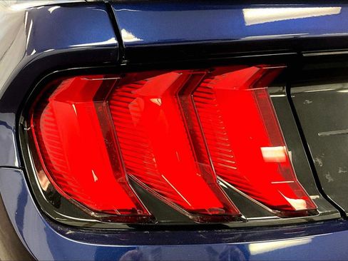 Used 2018 Ford Mustang Premium w/ Ecoboost Performance Package image 28