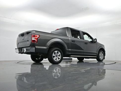 Certified 2018 Ford F150 XLT RWD image 31