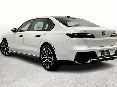 New 2025 BMW i7 eDrive50 RWD image 4