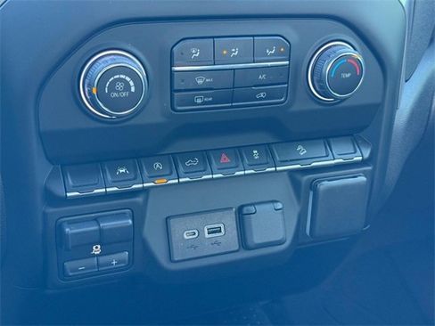 Used 2023 Chevrolet Silverado 1500 Custom Trail Boss w/ LPO, Dark Essentials Package image 18