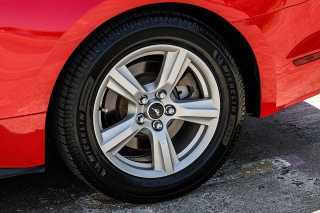 Used 2017 Ford Mustang Coupe RWD image 44