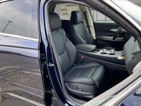 New 2026 Genesis GV70 2.5T Select AWD/4WD image 10