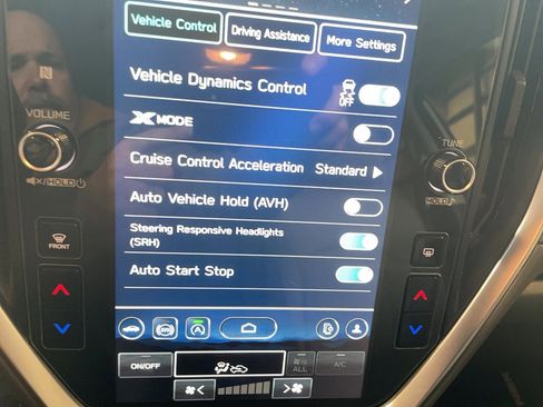 Used 2024 Subaru Crosstrek 2.0i Premium image 7