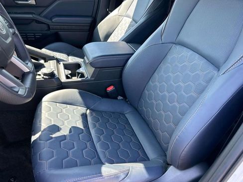 Used 2026 Toyota 4Runner 4WD image 20