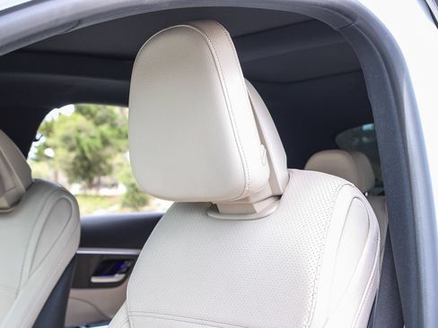 Certified 2022 Mercedes-Benz C 300 Sedan image 20