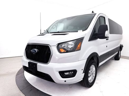 Used 2024 Ford Transit 350 XLT RWD image 13