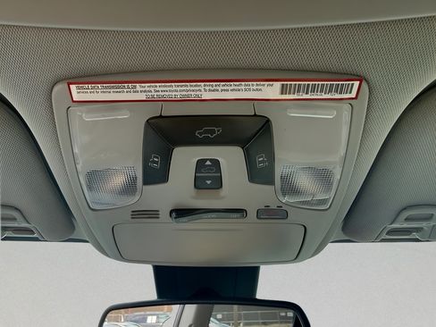 Used 2020 Toyota Sienna XLE w/ XLE Navigation Package FWD image 30