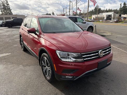 Used 2018 Volkswagen Tiguan SEL image 11