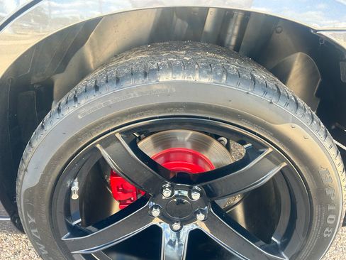 Used 2023 Chrysler 300 Touring image 10