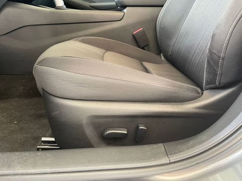 Used 2025 Nissan Altima 2.5 SV image 22