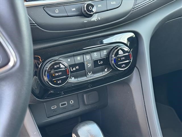 Used 2023 Buick Encore GX Select FWD image 24