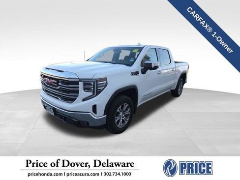 Used 2025 GMC Sierra 1500 SLT image 1