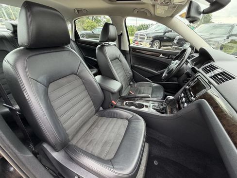 Used 2014 Volkswagen Passat 1.8T SEL Premium FWD image 15