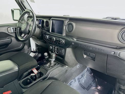 Used 2021 Jeep Wrangler Unlimited Sport image 36