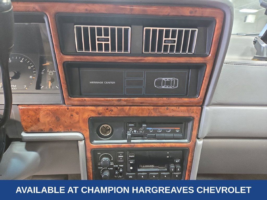 Used 1994 Chrysler LeBaron LE FWD image 19
