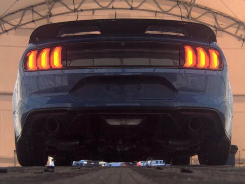 Used 2018 Ford Mustang GT image 4