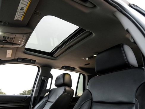 Used 2019 Chevrolet Tahoe LT image 4