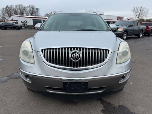 Used 2011 Buick Enclave CXL image 8