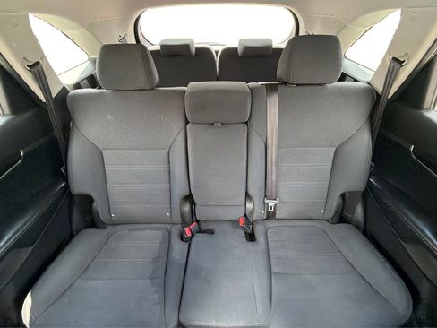 Used 2020 Kia Sorento AWD V6 image 13