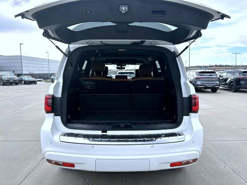 Used 2022 INFINITI QX80 Sensory w/ All-Season Package AWD/4WD image 24