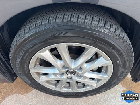 Used 2016 MAZDA MAZDA3 i Grand Touring image 35