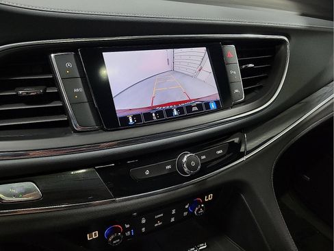 Used 2024 Buick Enclave Premium image 14