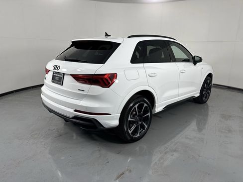 Used 2025 Audi Q3 2.0T Premium Plus w/ Premium Plus Package image 37