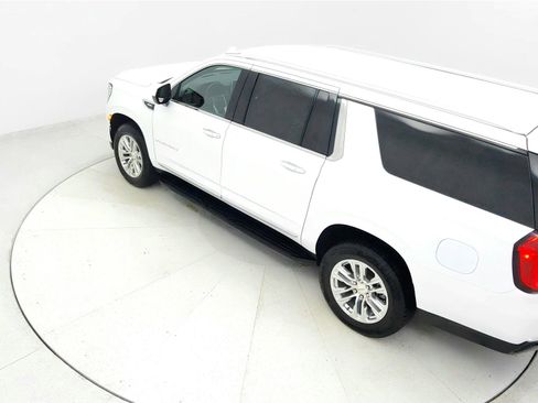 Used 2024 GMC Yukon XL SLT RWD image 15