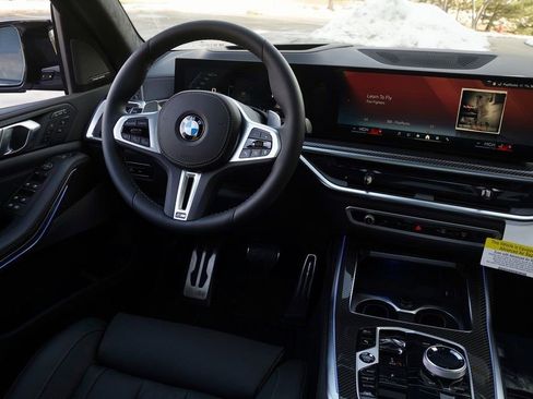 Used 2026 BMW X7 M60i image 14