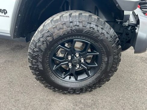 Used 2025 Jeep Wrangler Unlimited Sport AWD/4WD image 37