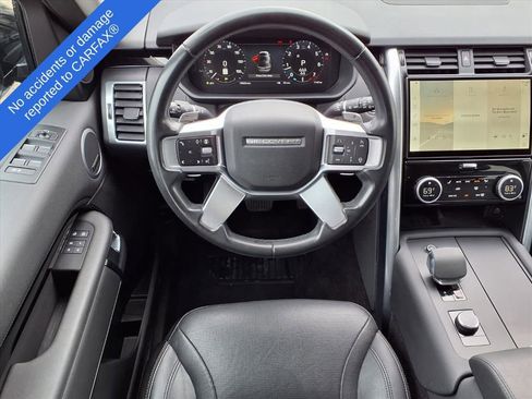 Used 2024 Land Rover Discovery S image 15