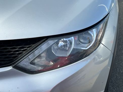 Used 2019 Nissan Rogue Sport S w/ Appearance Package image 11