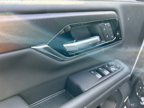 New 2026 GMC Yukon XL Denali w/ Sun & Power Step Package image 14