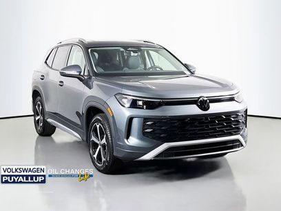 New 2025 Volkswagen Tiguan SE