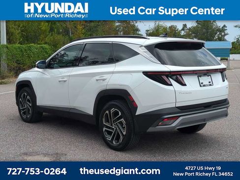 Used 2026 Hyundai Tucson Limited AWD/4WD image 3