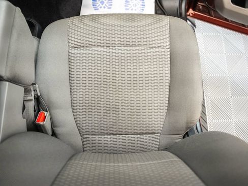 Used 2015 Ford F150 XLT w/ Equipment Group 302A Luxury AWD/4WD image 38