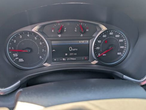 Used 2024 Chevrolet Equinox LT FWD image 23